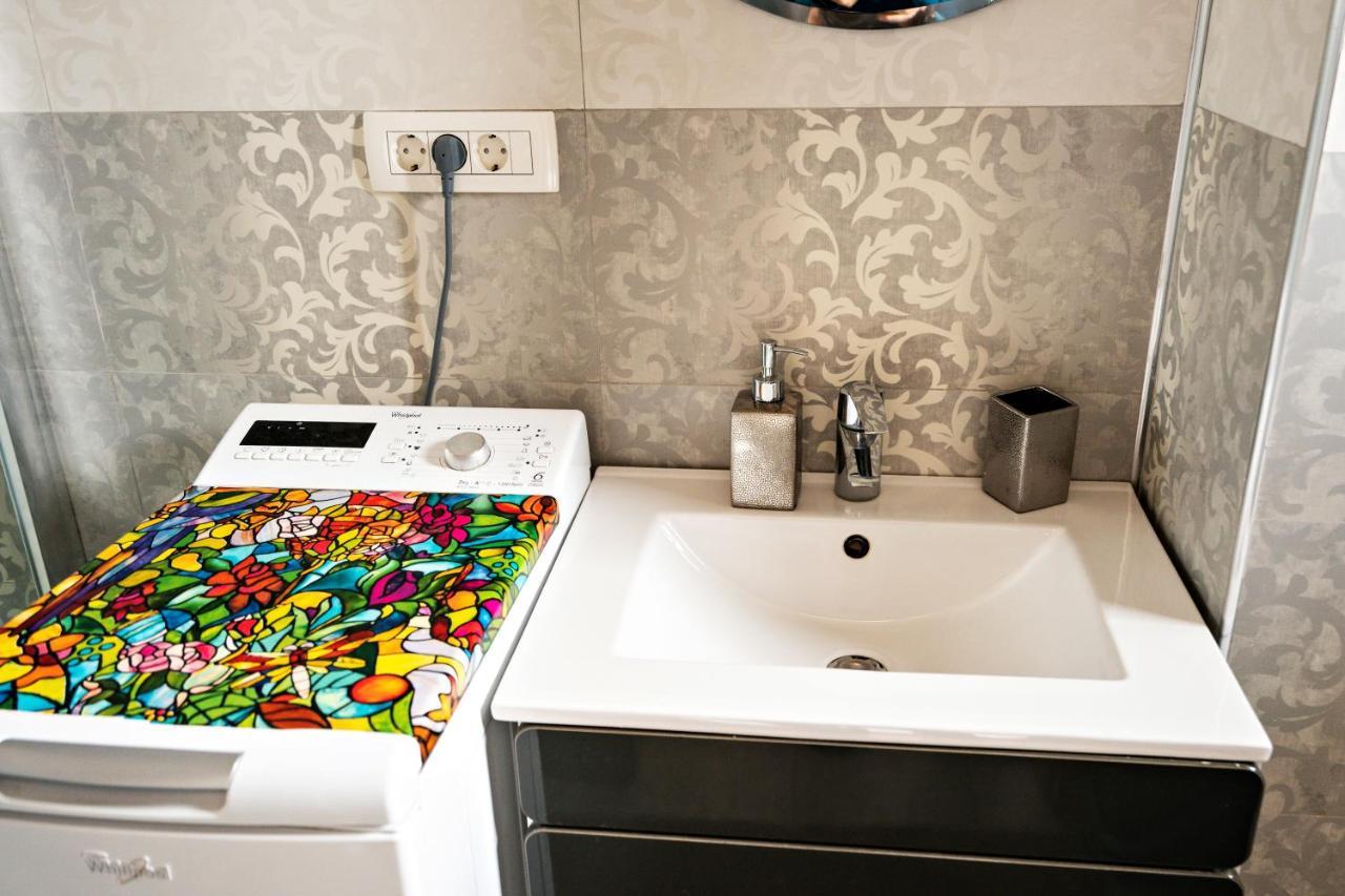Sunrise Tampa Residence 브라쇼브 외부 사진