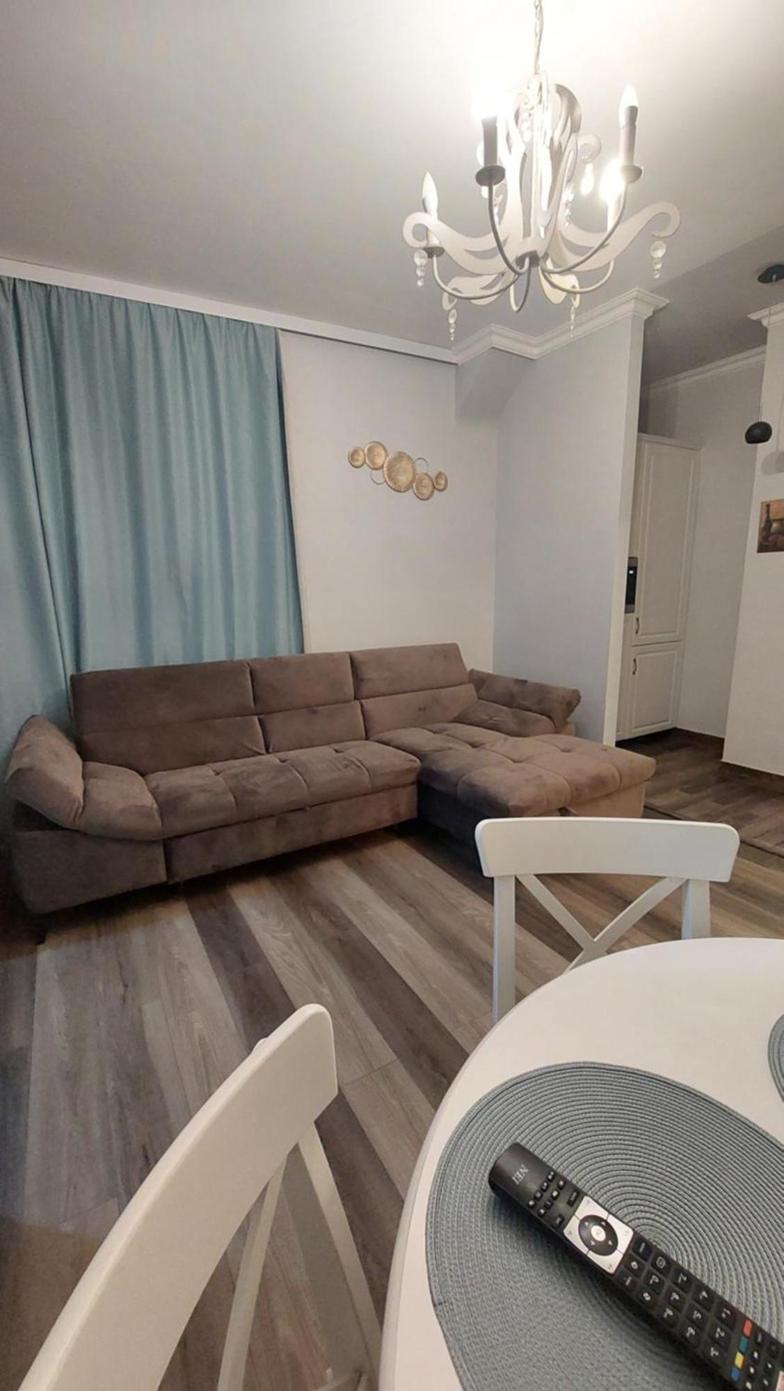 Sunrise Tampa Residence 브라쇼브 외부 사진